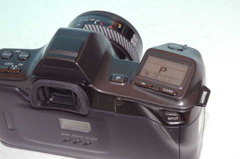 �R�͕��́u�o�v�{�^��